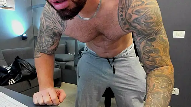AronGrant webcam
