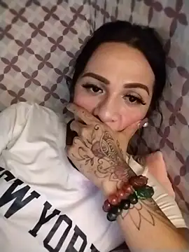 Yourbabyshane webcam