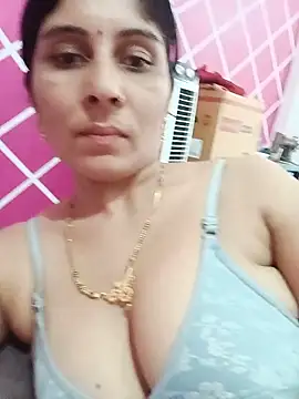 Hot_ree85 webcam