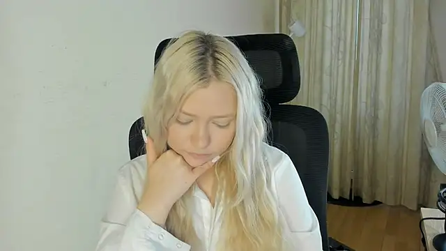 MidnightPoise webcam