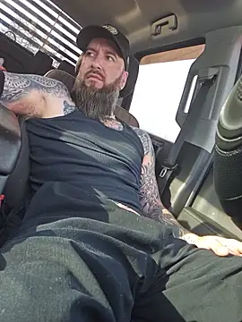 Beardedtattood webcam
