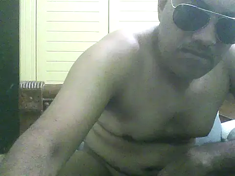 Danielreddybold live cam