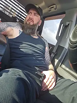 Beardedtattood webcam