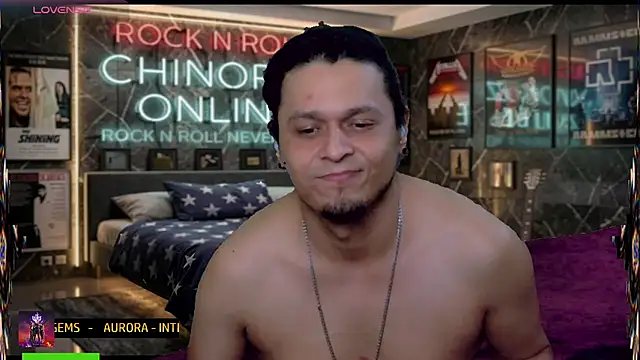 chino_roz live cam