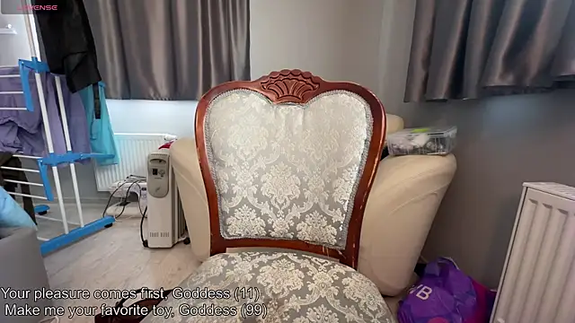 emily_is_here_ webcam
