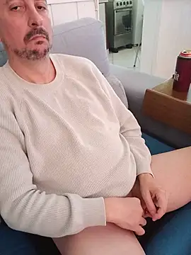 FocussedFreckle live sex cam