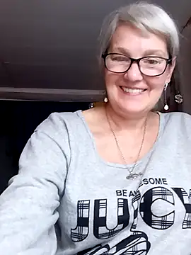 irinamaux webcam