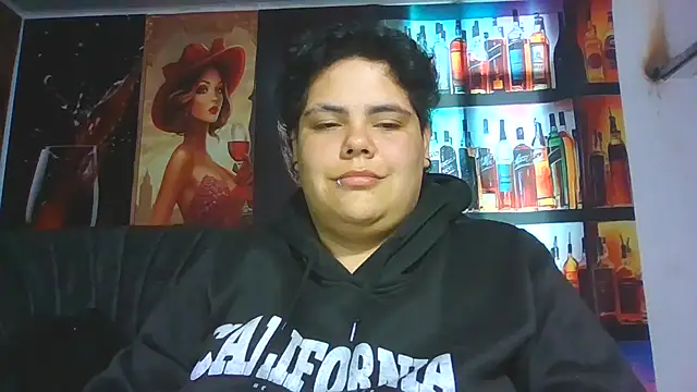Hailey_Curvy webcam