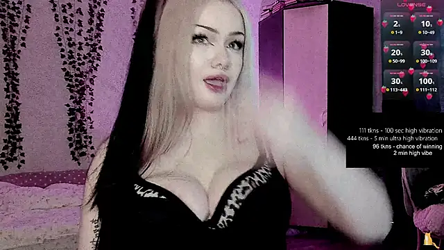 strawberry_elfcat webcam