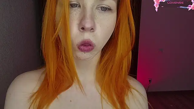 Watch LynetHakes live on EroticFlix - High definition streams