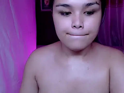 UrBabyAngel69 webcam
