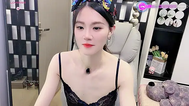 Yueyue-MM live cam