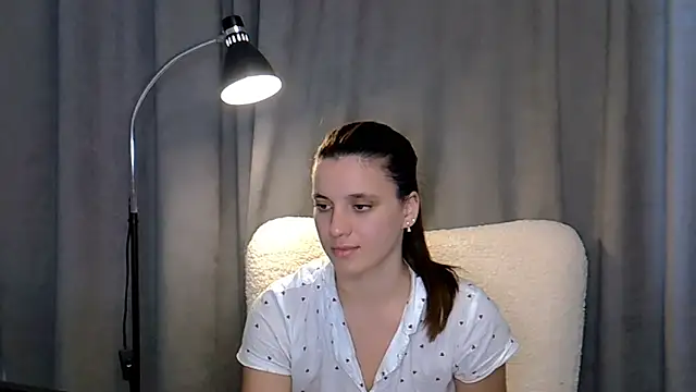 KiraHoney webcam