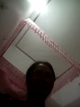 Vieekee live cam