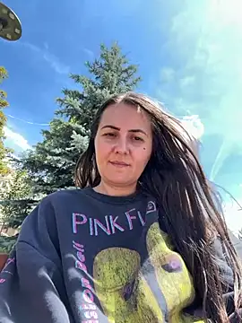 BrunetteNymph webcam