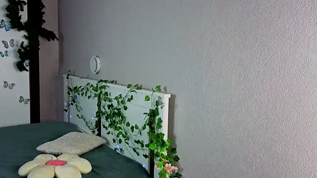 DaddyPaysTaxes webcam