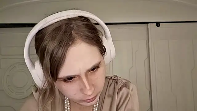 LiableDignity webcam