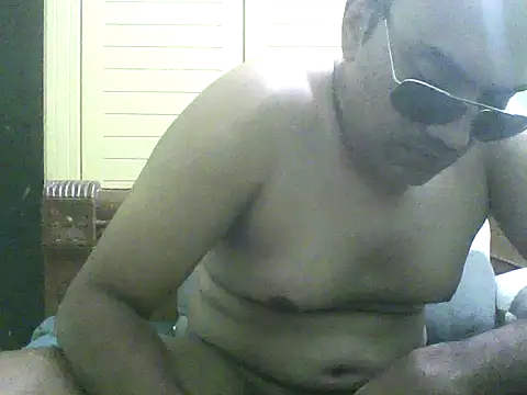Danielreddybold live cam