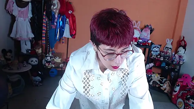 Watch MissMiia2 live on EroticFlix - High definition streams