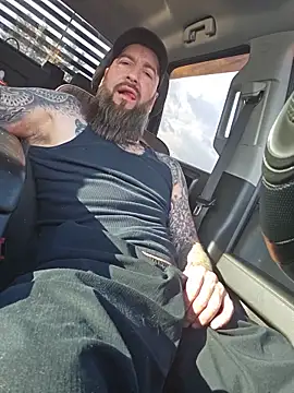 Beardedtattood live cam