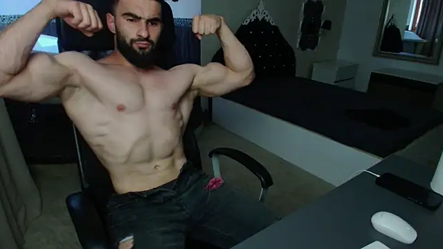 micahlane (M young) - I'm prepairing for bodybuilding contest