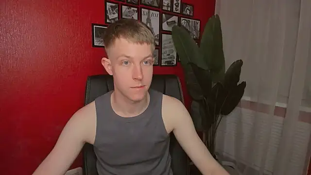 dylan_norton's live room