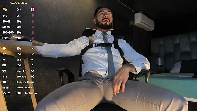 MarkWalker__ live Stripchat room
