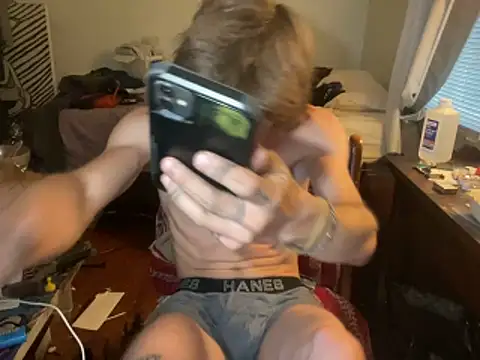 xanderozzz (M young) - #american #bisexuals #blondes #cam2cam #flashing #flexing #hd #middle-priced-privates #mobile #muscular #small-audience #smoking #white #young