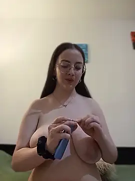 ivyclouds (F teen) - cumshow