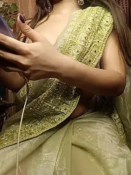 Watch Yours_dannyy live on EroticFlix - High definition streams