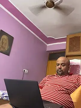 Dick_6inches_Delhi webcam
