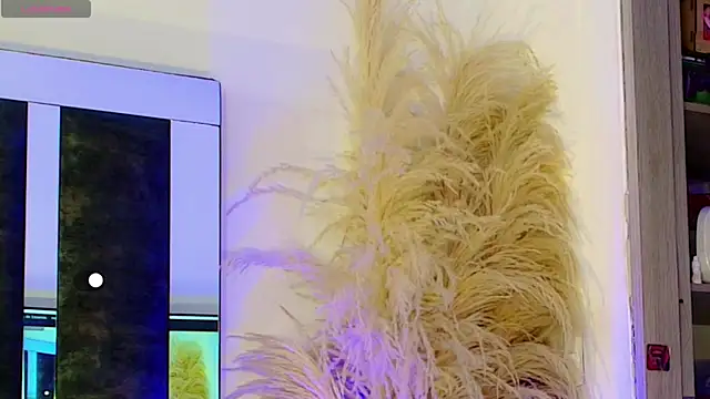 honey_skin webcam