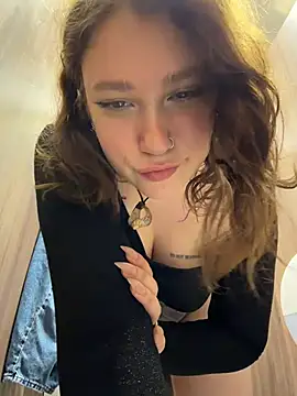 lucy-joy webcam