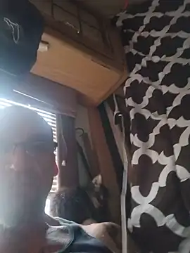 ShawnandDani7074 webcam