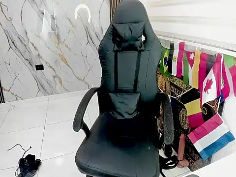 queen_findom1 webcam