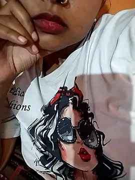 Sexy_Divya__ webcam