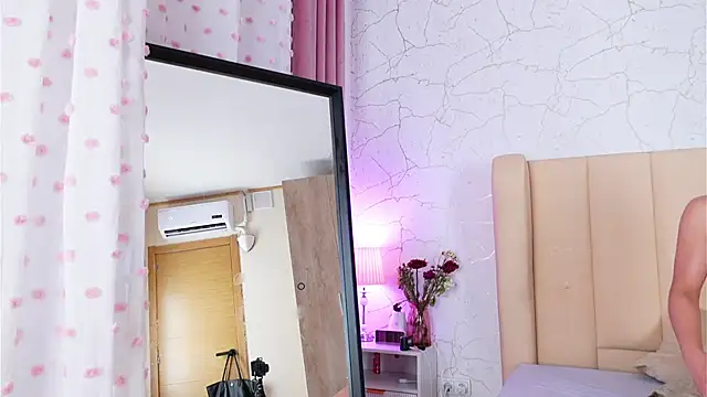 BambiRoses webcam