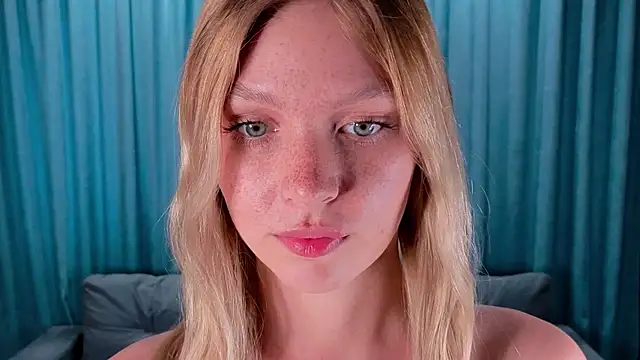 Watch PatriciaaReed live on EroticFlix - High definition streams