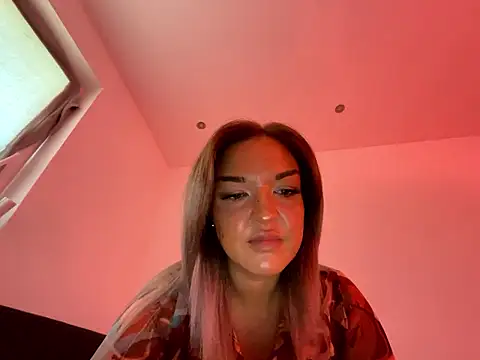 Watch elina_amara_ live on EroticFlix - High definition streams