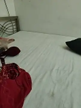 Cute_Kritika webcam