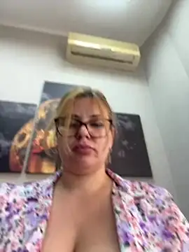 Watch Passion-Blondy live on EroticFlix - High definition streams