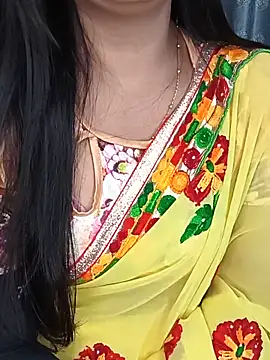 Watch Deshi_bhabhi143 live on EroticFlix - High definition streams