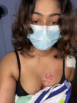 HotQueenSri webcam