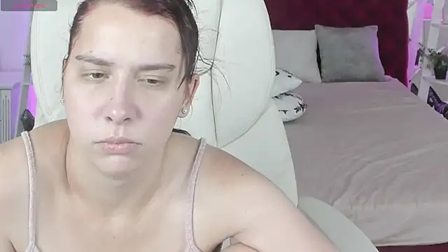 Watch Livia_Shy live on EroticFlix - High definition streams