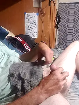 fuckingbigtit19782 webcam