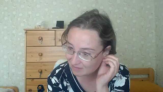 Watch Smart_Rose live on EroticFlix - High definition streams
