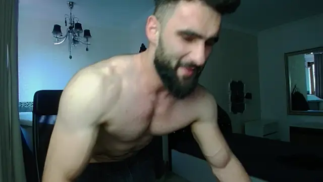 micahlane (M young) - I'm prepairing for bodybuilding contest