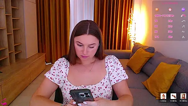 mia_bloomy webcam