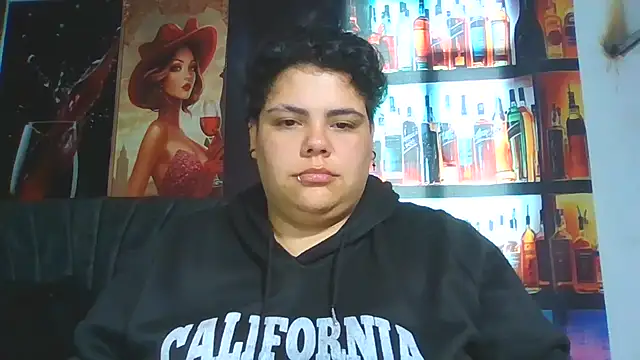 Hailey_Curvy live cam