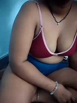 Saniya_Gs webcam